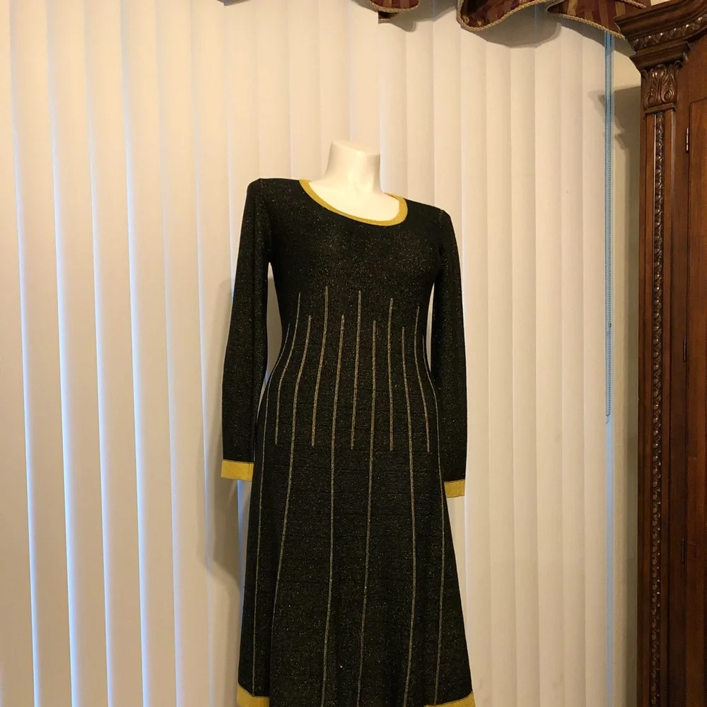 Ashro long sleeve knit dress - Picture 9 of 9